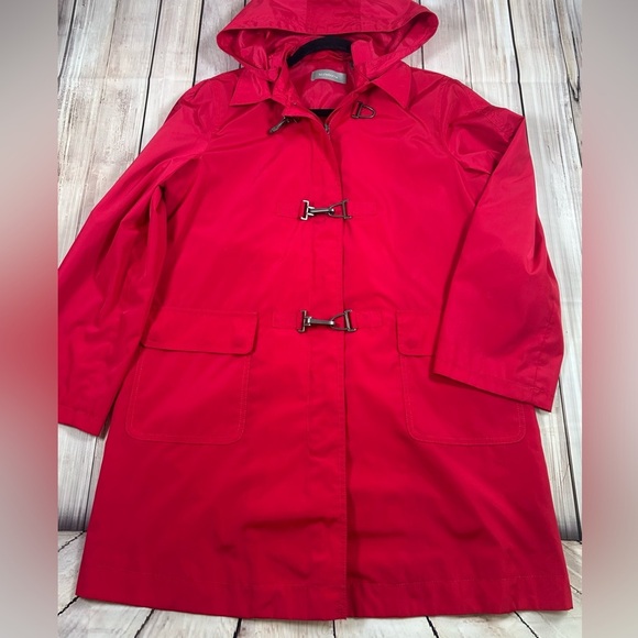 Liz Claiborne Red Trench Coat/Rain Jacket with Toggles. Fisherman Core. - Picture 5 of 9